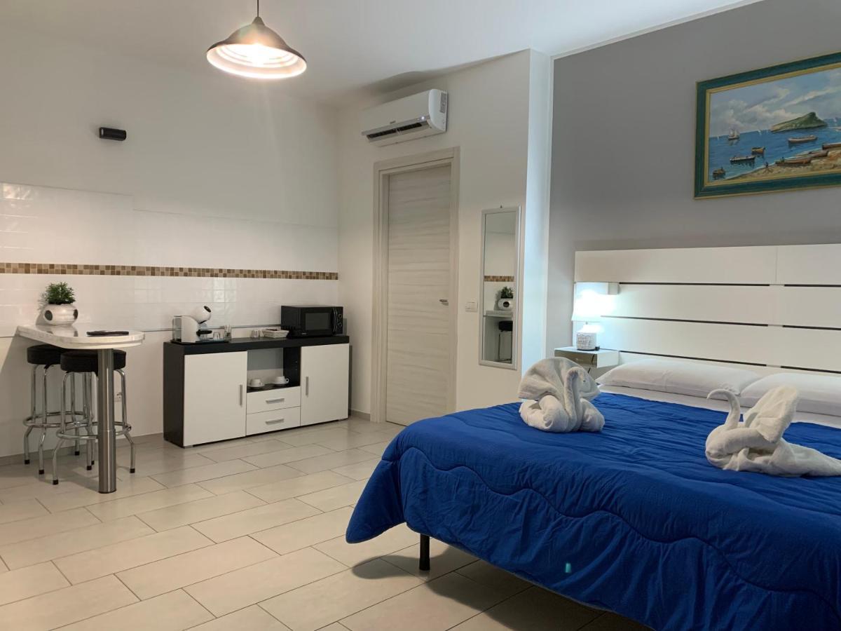 Alfieri Bed&Beach - Free Parking & Wifi 프라이아 아 마레 외부 사진